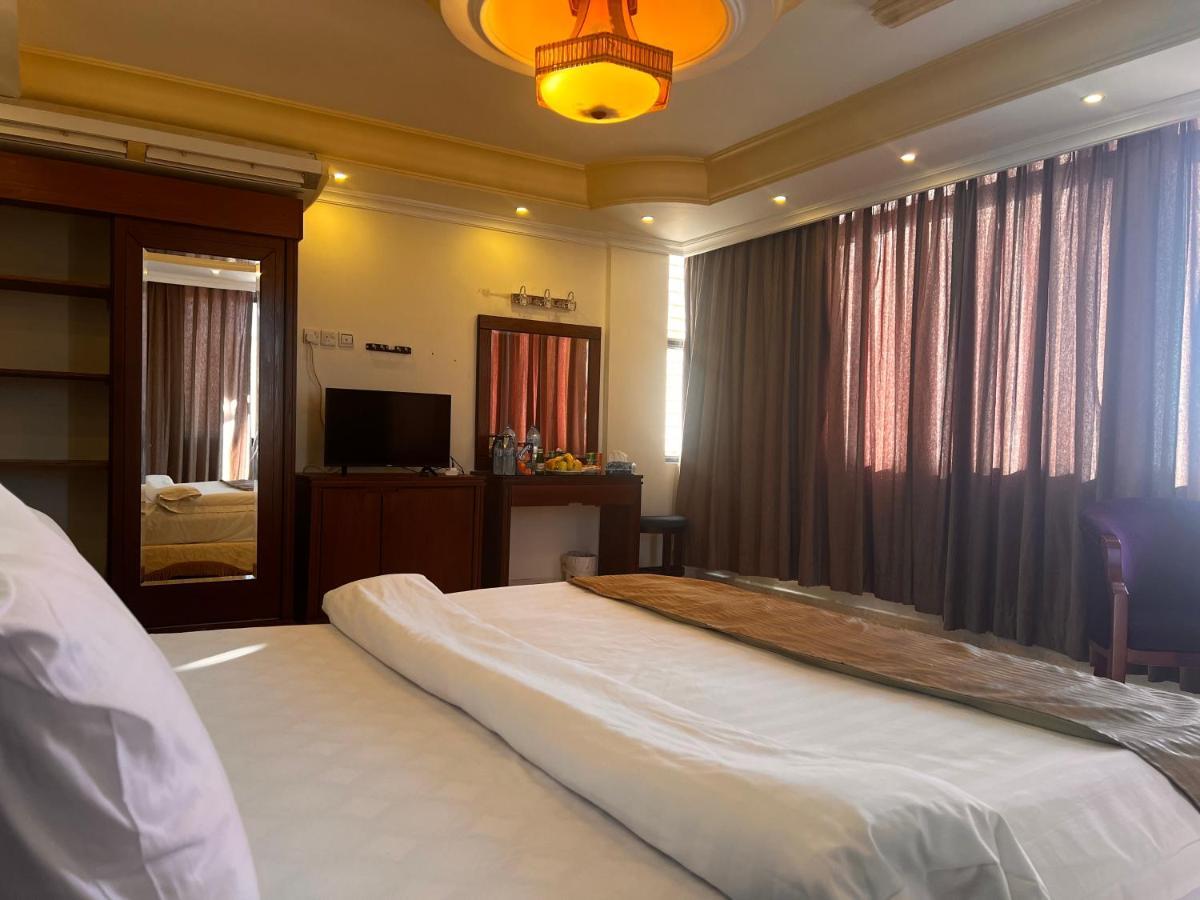 Oscar Hotel Petra Ваді-Муса Екстер'єр фото