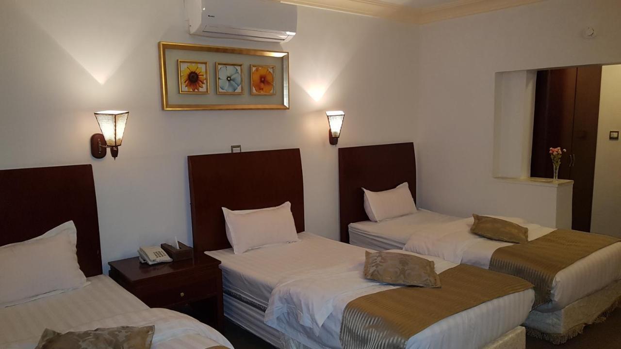 Oscar Hotel Petra Ваді-Муса Екстер'єр фото